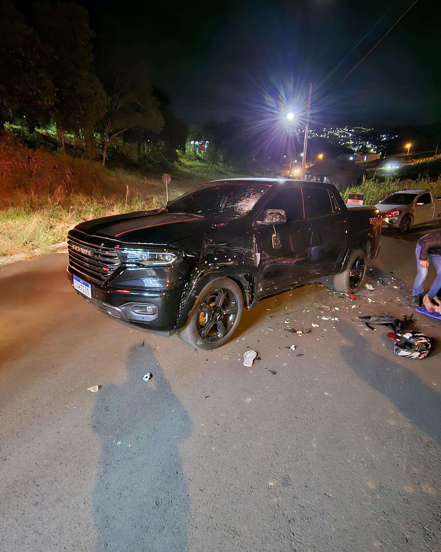 Acidente entre moto e caminhonete é registrado em Coronel Vivida